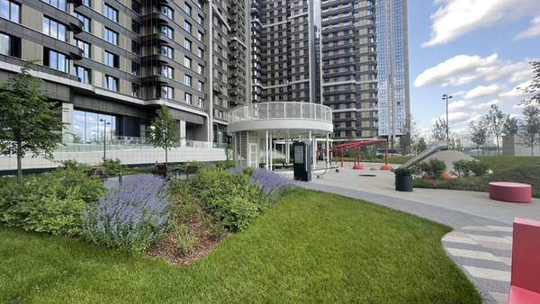 Продам многокомнатную квартиру, Василия Ланового ул, 5, Москва г