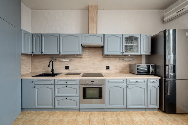 Продам двухкомнатную (2-комн.) квартиру, Новокуркинское ш, 51, Москва г