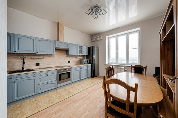 Продам двухкомнатную (2-комн.) квартиру, Новокуркинское ш, 51, Москва г