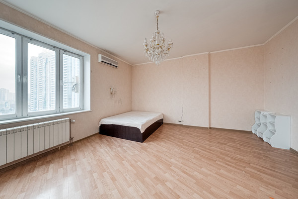 Продам двухкомнатную (2-комн.) квартиру, Новокуркинское ш, 51, Москва г