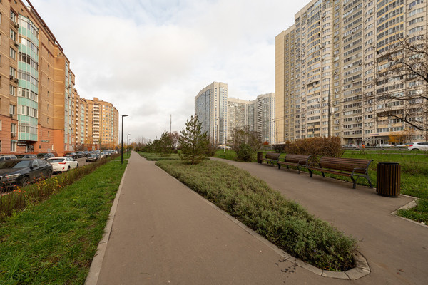 Продам двухкомнатную (2-комн.) квартиру, Новокуркинское ш, 51, Москва г