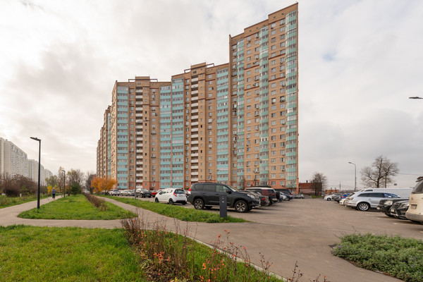 Продам двухкомнатную (2-комн.) квартиру, Новокуркинское ш, 51, Москва г