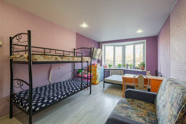 Продам многокомнатную квартиру, Танкиста Хрустицкого ул, 116А, Санкт-Петербург г