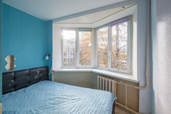 Продам многокомнатную квартиру, Танкиста Хрустицкого ул, 116А, Санкт-Петербург г