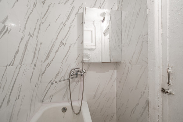 Продам многокомнатную квартиру, Танкиста Хрустицкого ул, 116А, Санкт-Петербург г