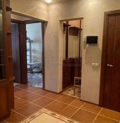 Продам трехкомнатную (3-комн.) квартиру, Маршала Савицкого ул, 16, Москва г