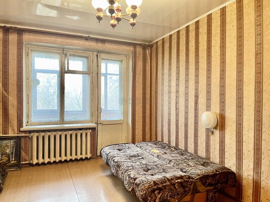 Продам трехкомнатную (3-комн.) квартиру, 2-я Владимирская ул, 15к4, Москва г