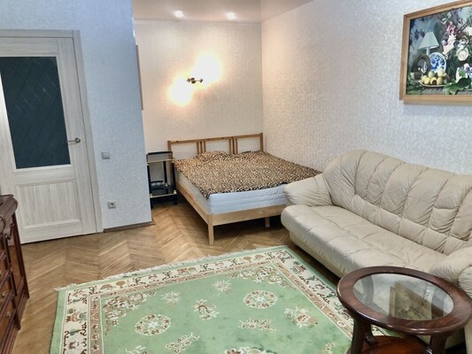 Продам однокомнатную (1-комн.) квартиру, Ломоносовский пр-кт, 34А, Москва г