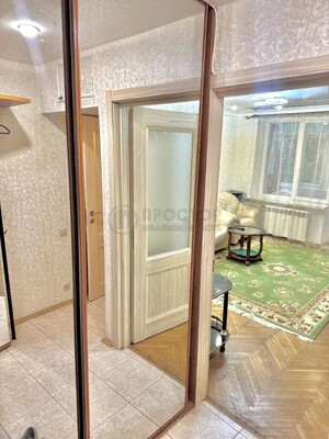 Продам однокомнатную (1-комн.) квартиру, Ломоносовский пр-кт, 34А, Москва г