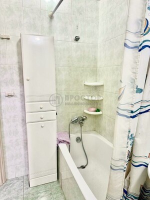 Продам однокомнатную (1-комн.) квартиру, Ломоносовский пр-кт, 34А, Москва г