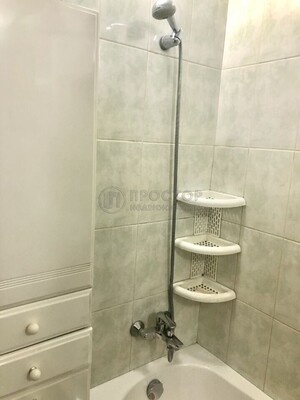 Продам однокомнатную (1-комн.) квартиру, Ломоносовский пр-кт, 34А, Москва г