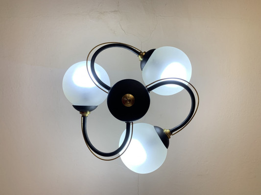 Продам двухкомнатную (2-комн.) квартиру, Соловьиный проезд, 2, Москва г