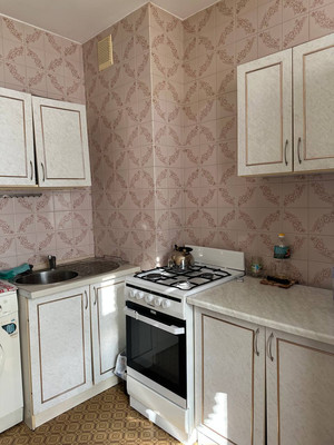 Продам двухкомнатную (2-комн.) квартиру, 1 Конной Армии ул, 74, Симферополь г