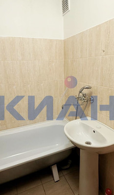 Продам двухкомнатную (2-комн.) квартиру, Елены Стасовой ул, 48е, Красноярск г