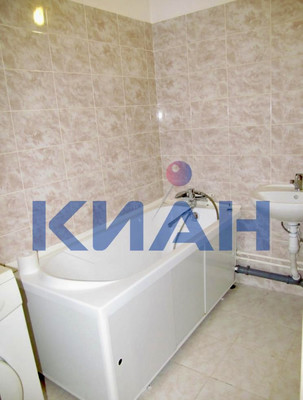 Продам двухкомнатную (2-комн.) квартиру, Елены Стасовой ул, 50А, Красноярск г