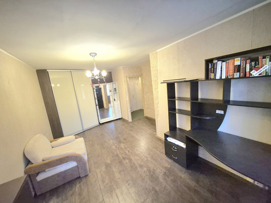 Продам однокомнатную (1-комн.) квартиру, Карла Маркса ул, 8, Королев г