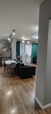 Продам трехкомнатную (3-комн.) квартиру, Хворостянского ул, 25, Новороссийск г