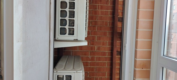 Продам трехкомнатную (3-комн.) квартиру, Хворостянского ул, 25, Новороссийск г