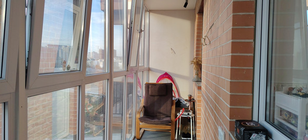 Продам трехкомнатную (3-комн.) квартиру, Хворостянского ул, 25, Новороссийск г