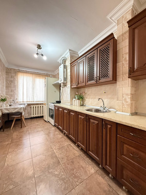 Продам трехкомнатную (3-комн.) квартиру, Аттоева ул, 13кБ, Хасанья с