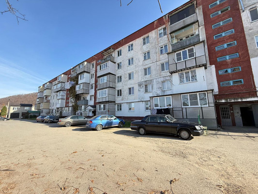 Продам трехкомнатную (3-комн.) квартиру, Аттоева ул, 13кБ, Хасанья с