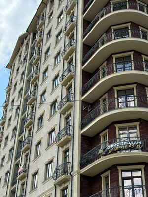 Продам трехкомнатную (3-комн.) квартиру, Атажукина ул, 155, Нальчик г