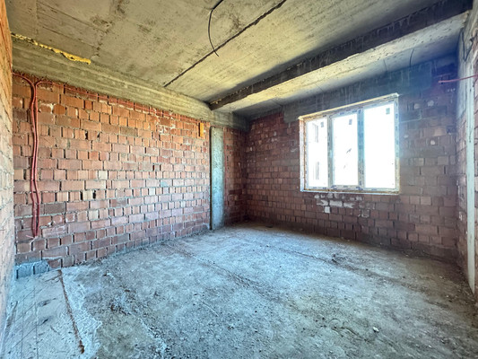 Продам трехкомнатную (3-комн.) квартиру, Атажукина ул, 155, Нальчик г