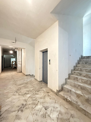 Продам трехкомнатную (3-комн.) квартиру, Атажукина ул, 155, Нальчик г