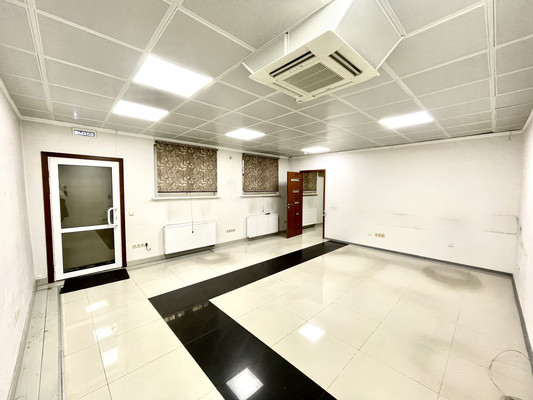 Сдам коммерческое помещение 77,2 м2, Чайковского ул, 2ка, Калининград г