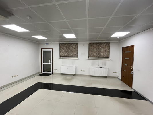 Сдам коммерческое помещение 77,2 м2, Чайковского ул, 2ка, Калининград г