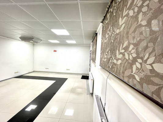 Сдам коммерческое помещение 77,2 м2, Чайковского ул, 2ка, Калининград г