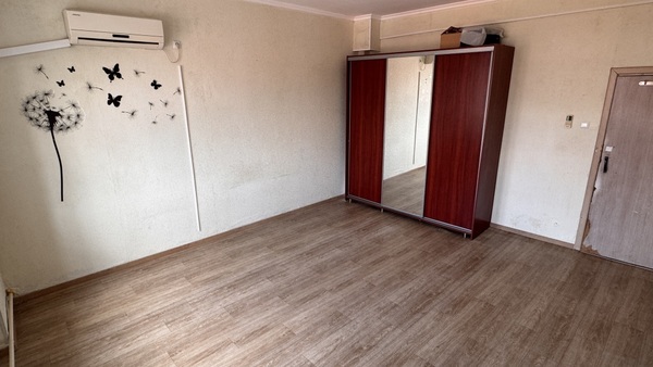 Продам комнату в 4-комн. квартире, Доватора ул, 11к1, Москва г