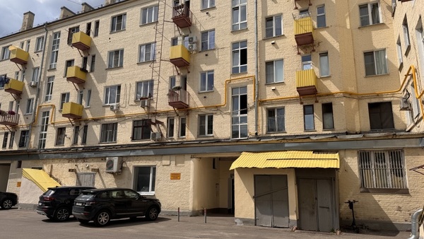 Продам комнату в 4-комн. квартире, Доватора ул, 11к1, Москва г