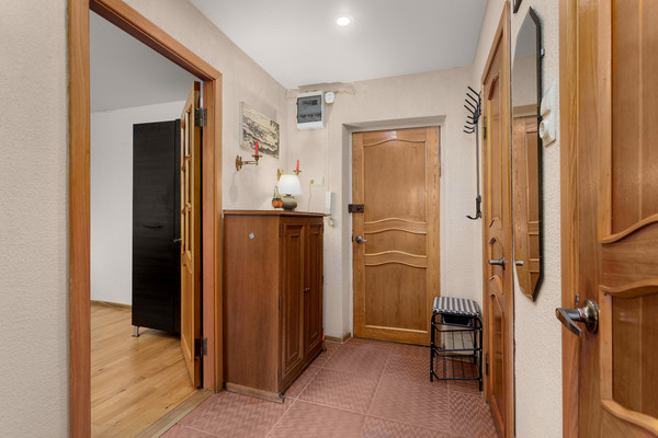 Продам однокомнатную (1-комн.) квартиру, Леонтьевская ул, 41, Пушкин г