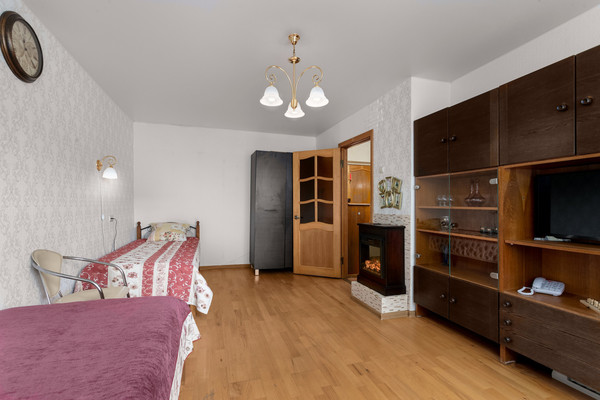 Продам однокомнатную (1-комн.) квартиру, Леонтьевская ул, 41, Пушкин г