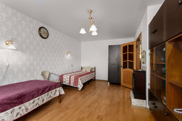 Продам однокомнатную (1-комн.) квартиру, Леонтьевская ул, 41, Пушкин г