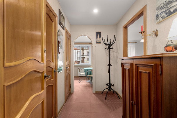 Продам однокомнатную (1-комн.) квартиру, Леонтьевская ул, 41, Пушкин г