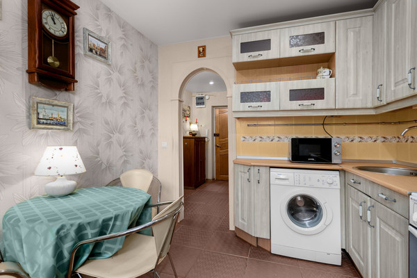 Продам однокомнатную (1-комн.) квартиру, Леонтьевская ул, 41, Пушкин г