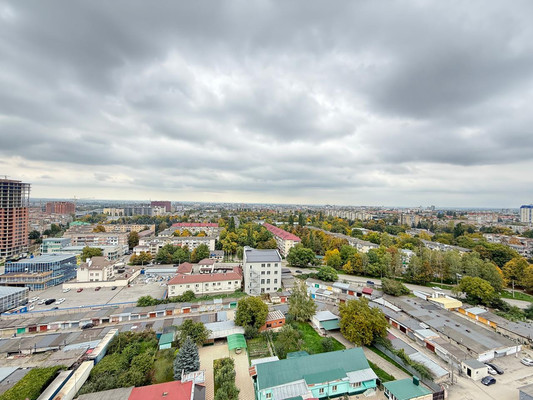 Продам трехкомнатную (3-комн.) квартиру, Московская ул, 14, Нальчик г