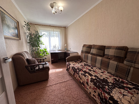 Продам трехкомнатную (3-комн.) квартиру, 50 лет Комсомола ул, 4, Переславль-Залесский г