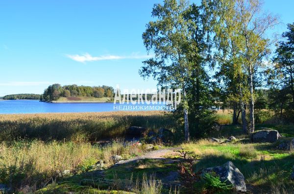 Продам участок 25 соток, ИЖС, Остров п, 140 км от города