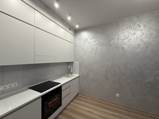 Продам однокомнатную (1-комн.) квартиру, Александра Суворова пр-кт, 97, Симферополь г