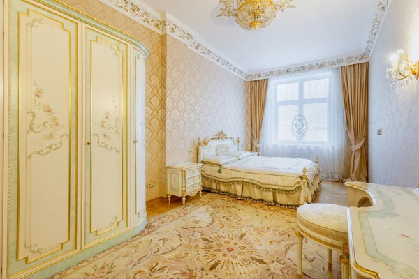 Продам многокомнатную квартиру, Малая Полянка ул, 2, Москва г