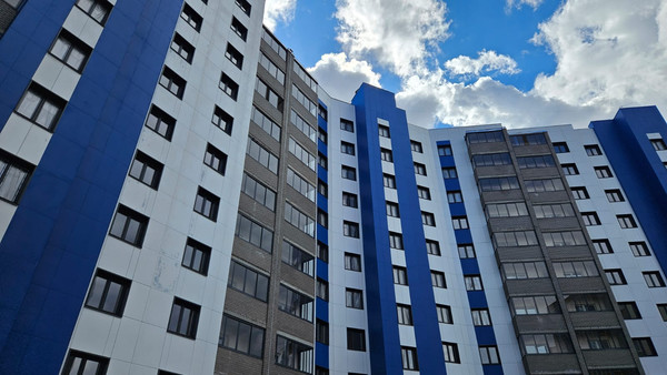 Продам трехкомнатную (3-комн.) квартиру, Колхозная ул, 16, Сыктывкар г