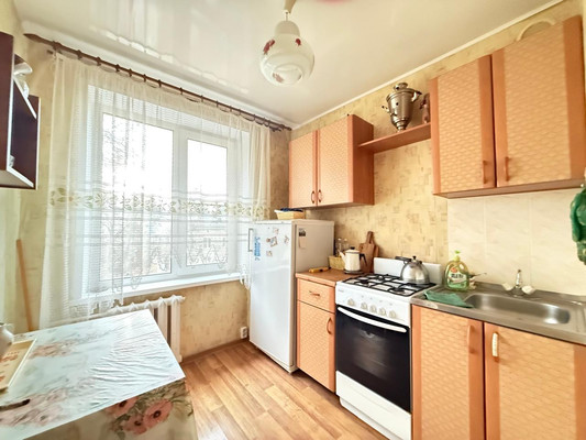 Продам двухкомнатную (2-комн.) квартиру, Строительная ул, 19, Видное г