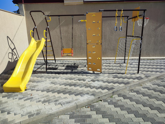 Продам двухкомнатную (2-комн.) квартиру, Виноградная ул, 116А, Беранда с