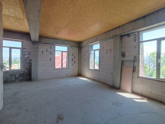 Продам трехкомнатную (3-комн.) квартиру, Виноградная ул, 55/1, Беранда с