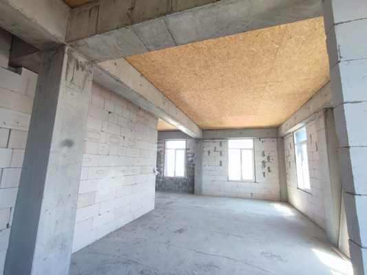 Продам трехкомнатную (3-комн.) квартиру, Виноградная ул, 55/1, Беранда с