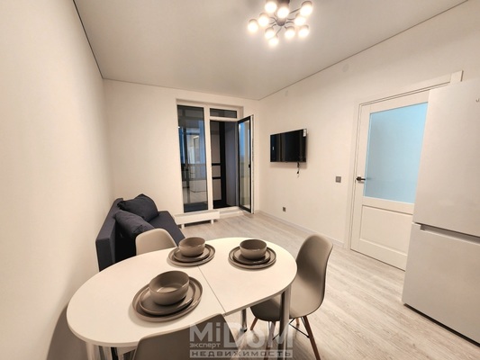 Сдам однокомнатную (1-комн.) квартиру, Уральская ул, 25 1, Санкт-Петербург г