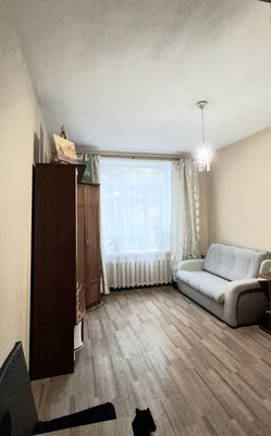 Продам двухкомнатную (2-комн.) квартиру, Решетникова ул, 9, Санкт-Петербург г